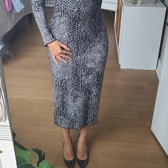 Dress size S - Picture 9 of 9